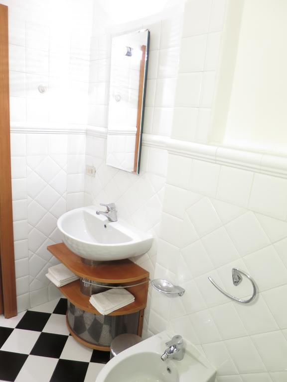 Fewo Suedtirol - Apartments بولزانو الغرفة الصورة